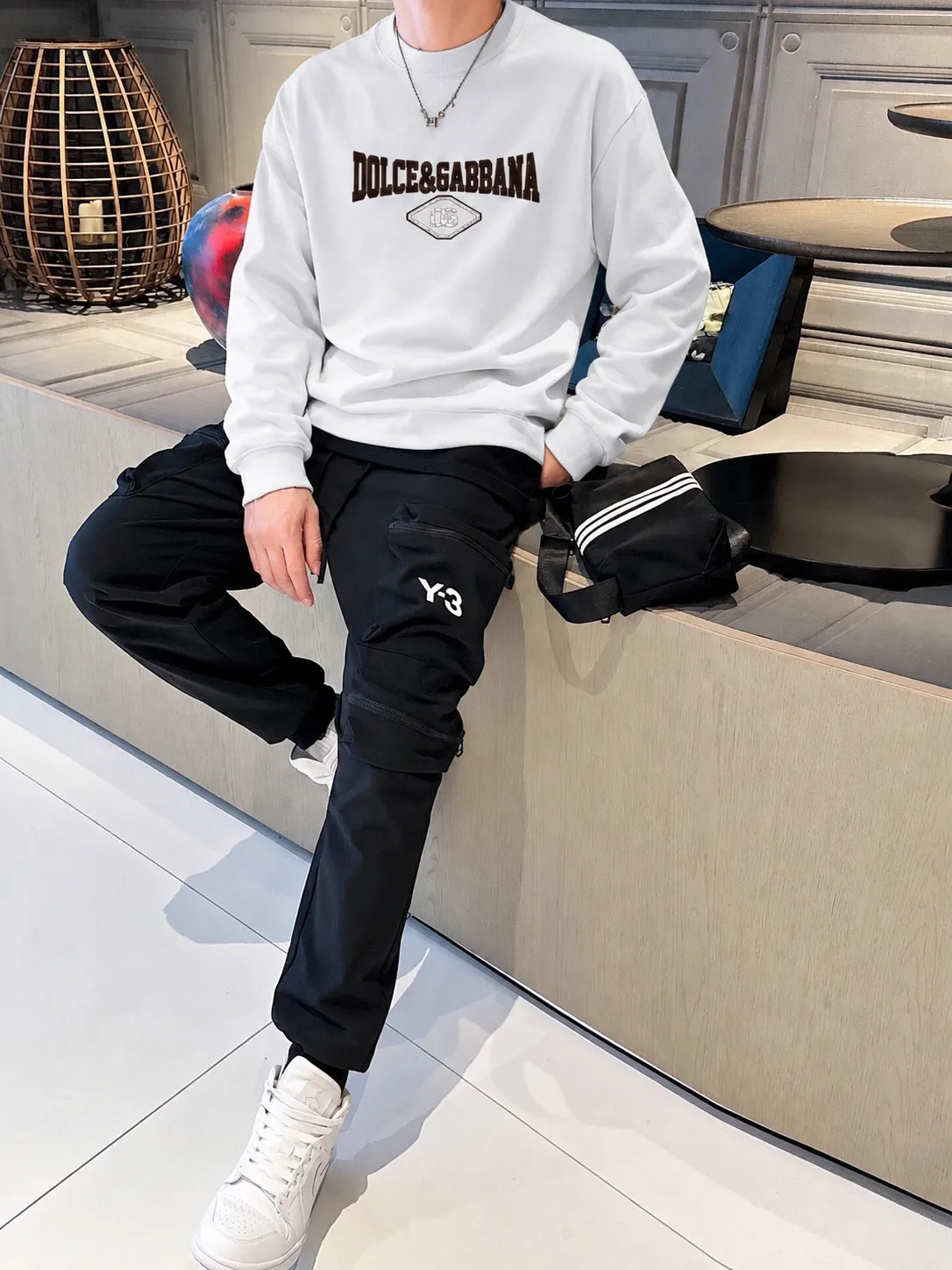 Dolc*&Gabban Dolce & Gabban Epoxy three-dimensional letters Gram double yarn pure cotton, tight yarn round neck sweatshirt upper body is very comfortable, Men's and women's Same Style long-sleeved loose sweatshirt, dropped shoulders loose fit Color: Black White Coffee Brown Size: S (90-130 pounds) M (125-150 pounds) L (135-165 pounds) XL (160-190 pounds) XXL (185 pounds)